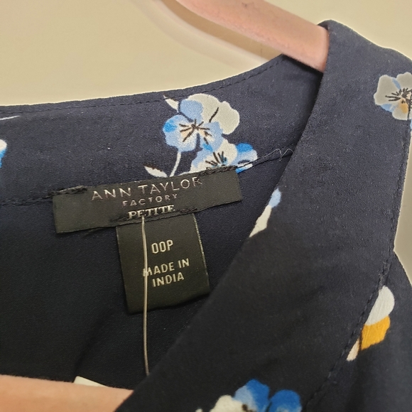 Ann taylor floral sleeveless jumpsuit navy nwt 00p - Picture 5 of 9